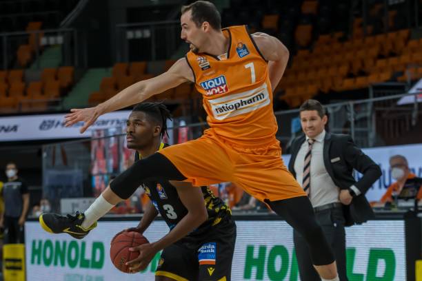 太阳队虽然 太阳队虽然