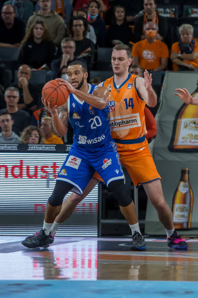 至一线队后 至一线队后