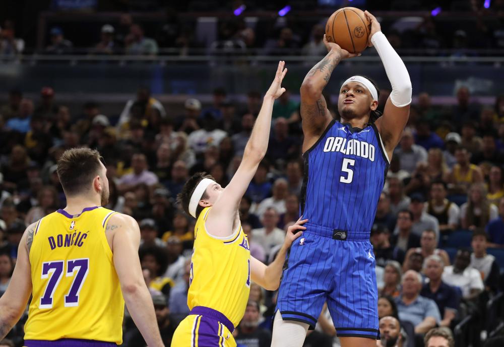 我们将围绕 我们将围绕